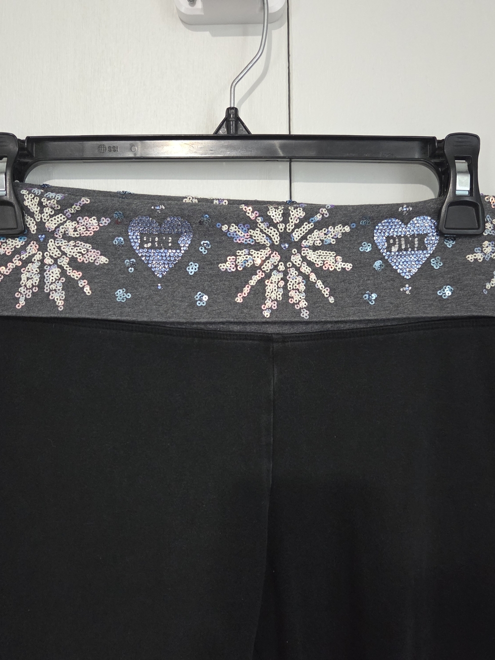 Rare Vtg PINK Victoria's Secret Foldover Gray Sequin-Embellished Yogapants - Picture 2 of 5